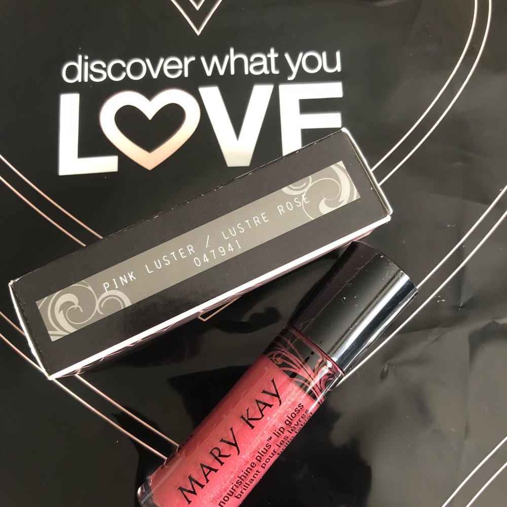 New Mary Kay Nourishine Plus Pink Luster Lipgloss
